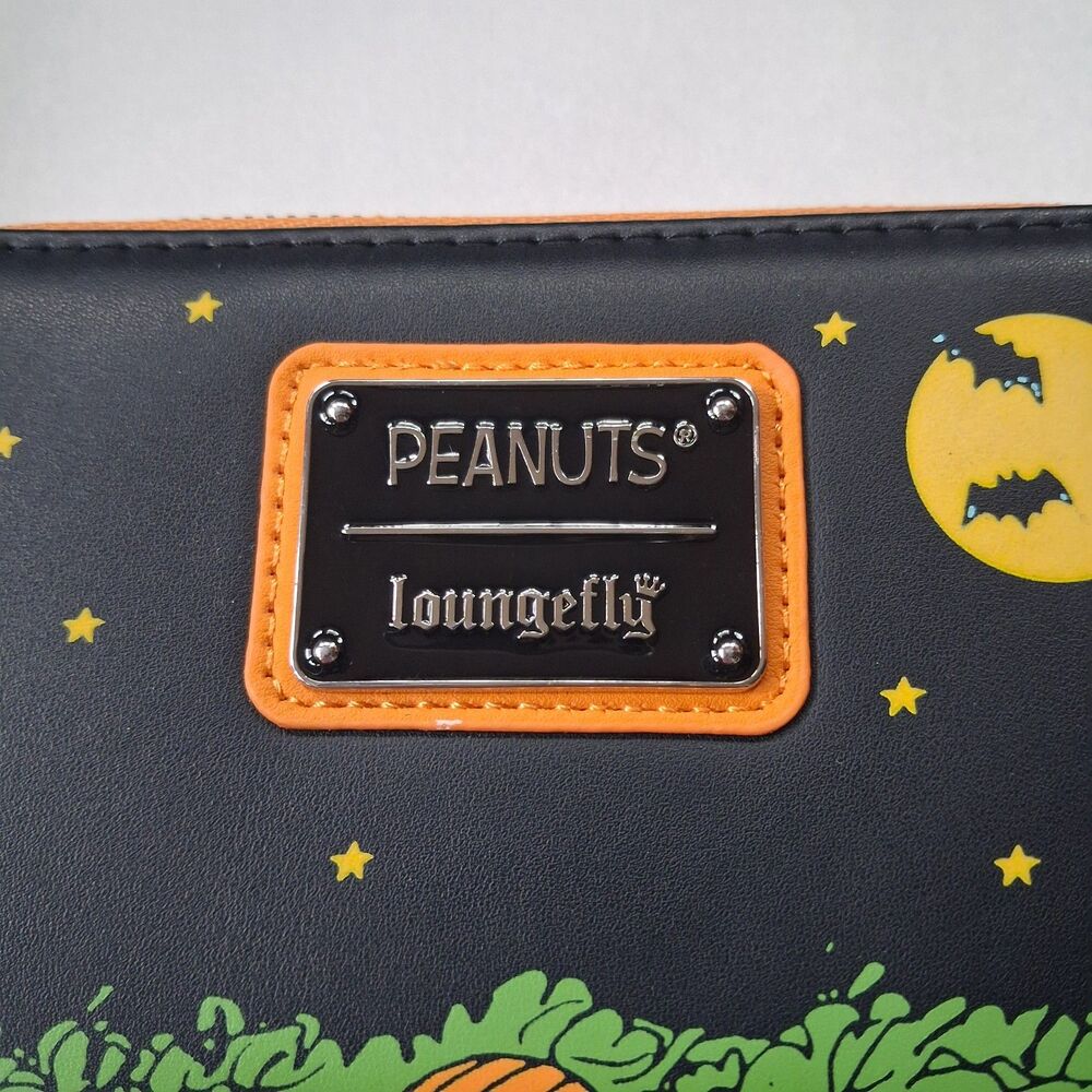 Loungefly Peanuts Great Pumpkin Snoopy Halloween Zip Around Wallet Fall Glows - Picture 6 of 14